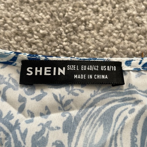 Blue Floral, Deep V Dress, Size L - Picture 4 of 4